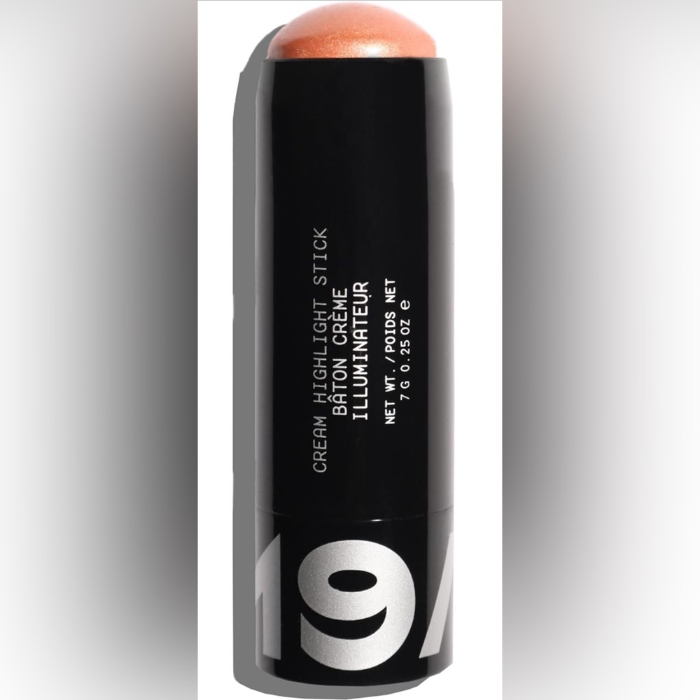 NIB 19/99 - Cream Highlight Stick All-Over Face Highlight